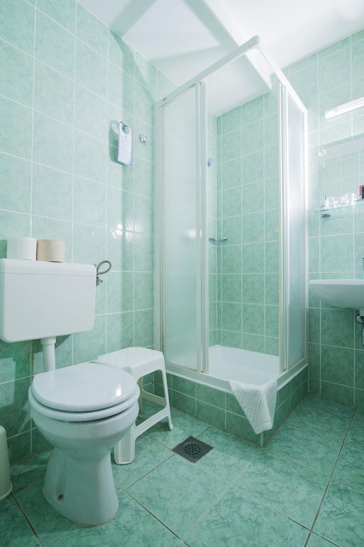 Garni Hotel Vila Ana Rogaška Slatina Δωμάτιο φωτογραφία